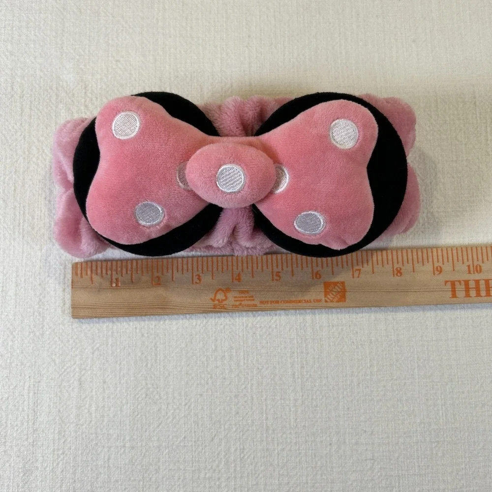 The Crème Shop x Disney Minnie Mouse 3D Teddy Spa Headband Limited Edition